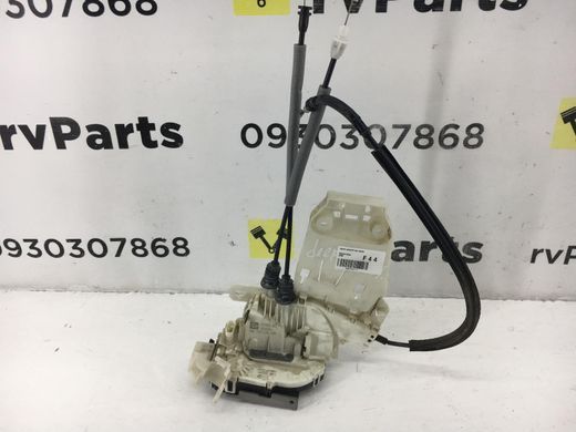 Замок дверей задній правий JEEP RENEGADE 2014- 68268740AA, 68268740AA, A