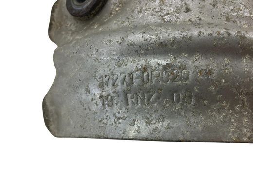 Тепловий екран TOYOTA RAV4 CA30W 2005-2010 (турбіни) 17271-0R020, 17271-0R020, A