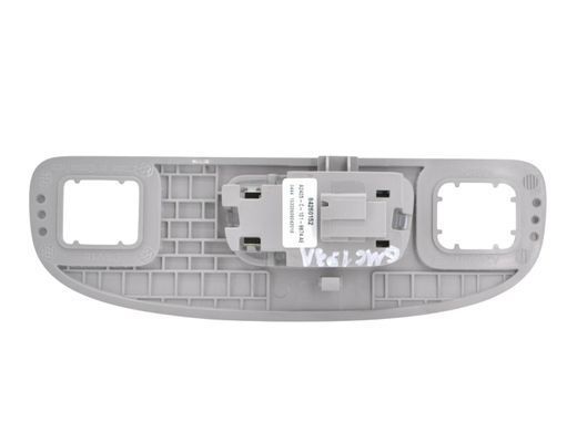 Плафон освітлення салону задній лівий GMC TERRAIN 2017-2021 84260152, 84260152, A