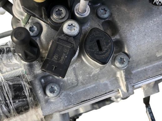 Двигун AUDI Q3 F3 2018-2025 (2.0 бензин, DSPA, в зборі з 06E103697Q) 06K100040E, 06K100040E, A