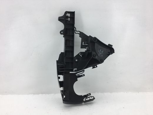 Кронштейн замка дверей передній правий VOLVO V50 P12 2010-2012 30784047, 30784047, A