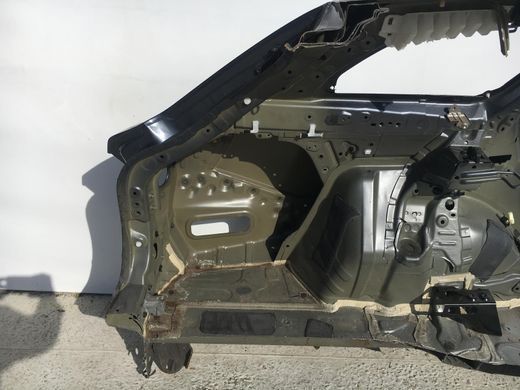 Чверть автомобіля задня ліва TOYOTA AVENSIS T27 2009-2011 61602-05140, 61602-05140, B